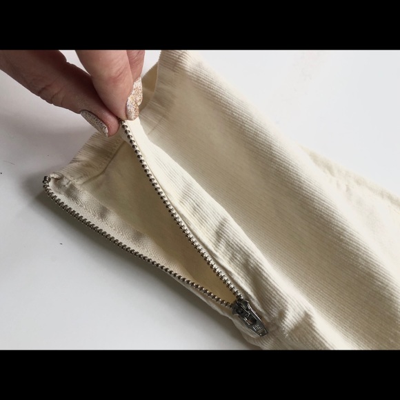 BANANA REPUBLIC | CORDUROY | ANKLE ZIP WOMENS JEANS | COLOR: CREAM | SIZE 29 - Picture 7 of 13